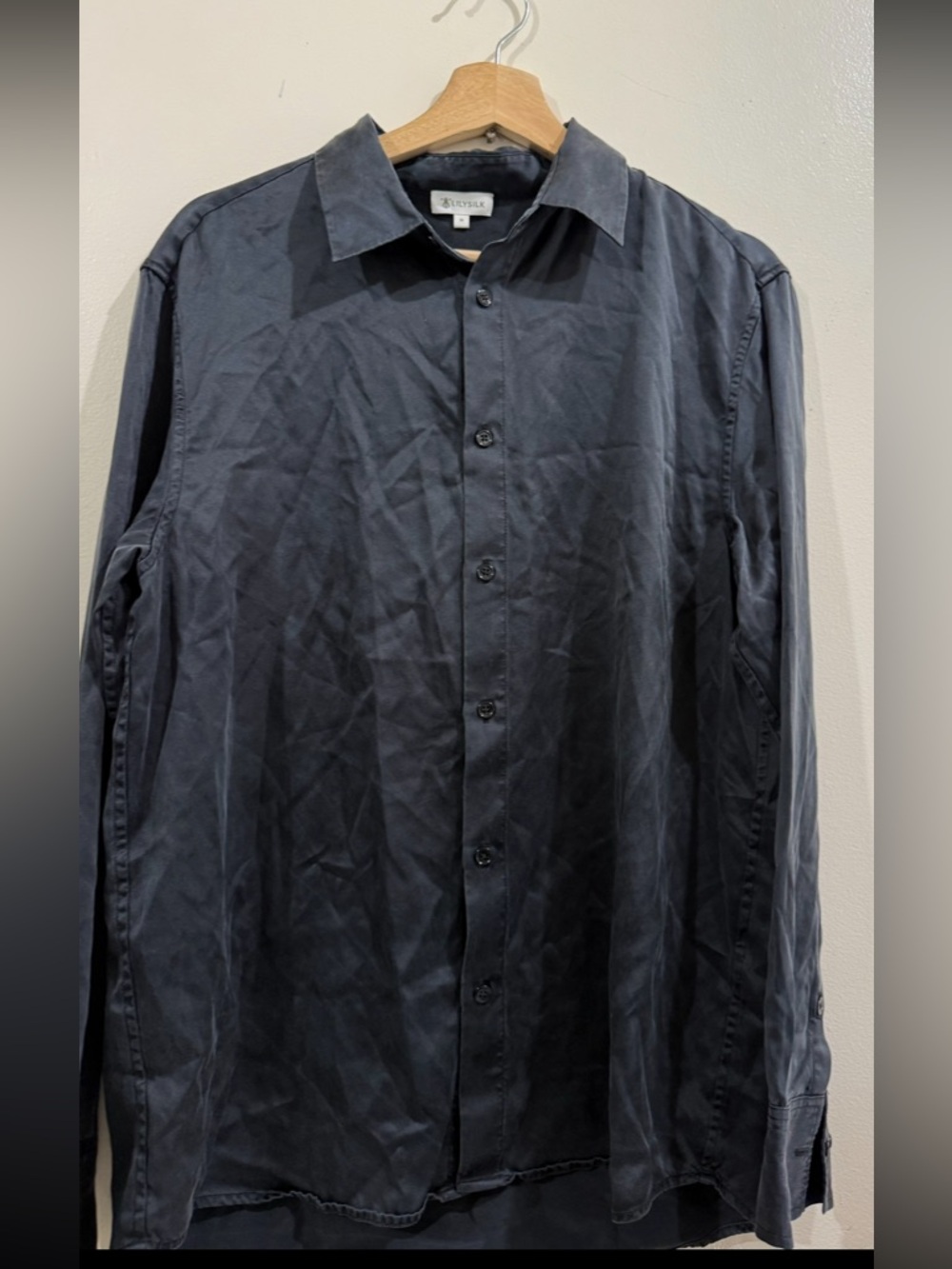 Lilysilk silk Men's Long-Sleeve Button-Down Shirt in Charcoal Gray